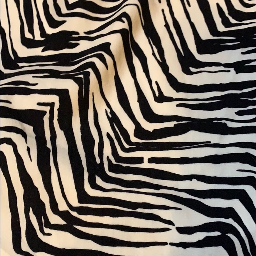 Anne Klein Zebra Plus Size print skirt - Picture 6 of 8